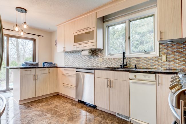 24 Stonegate Dr, House other with 4 bedrooms, 4 bathrooms and null parking in Wethersfield CT | Image 16