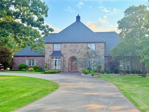 4224 S 69th West Ave, Tulsa, OK, 74107-8228 | Card Image