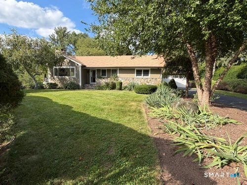 35 Greenwood Dr, Trumbull, CT, 06611-4626 | Card Image