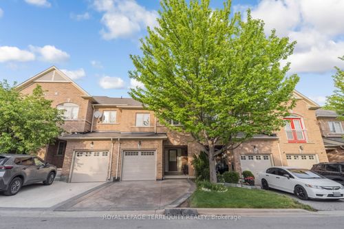 7 Bamboo Grove, Brampton, ON, L6R0L9 | Card Image