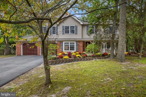 235 Lakeshore Dr, MARLTON, NJ, 08053-7037 | Card Image