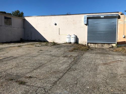 9 Kavalec Ln, Warwick, NY, 10990-2833 | Card Image