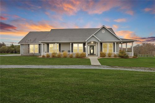 2258 County Road 316, Navasota, TX, 77868-8698 | Card Image