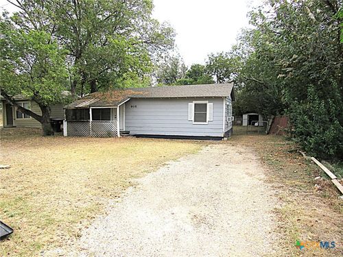 805 S 10th St, Temple, TX, 76504-5855 | Card Image