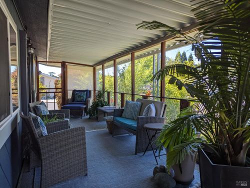 8034 Cliffrose St, Windsor, CA, 95492-9539 | Card Image
