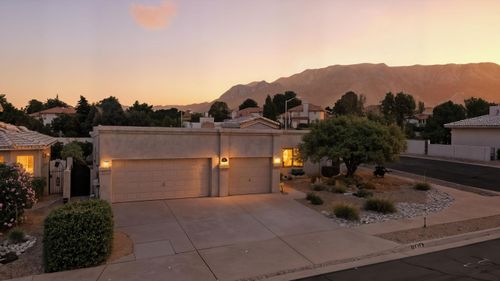 11915 Rocksberg St Ne, Albuquerque, NM, 87111-7240 | Card Image