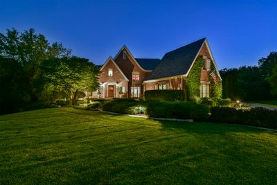 26285 W Roberts Lane, House other with 5 bedrooms, 5 bathrooms and 4 parking in Barrington IL | Image 2