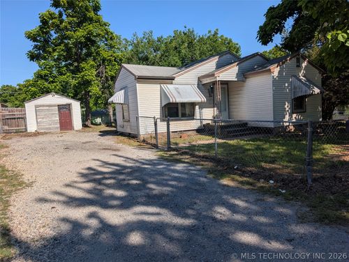 701 Grant Ave, Sand Springs, OK, 74063-6829 | Card Image
