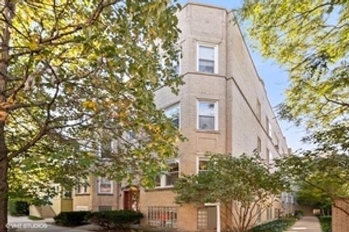2e-3135 W Leland Ave, Chicago, IL, 60625-4483 | Card Image