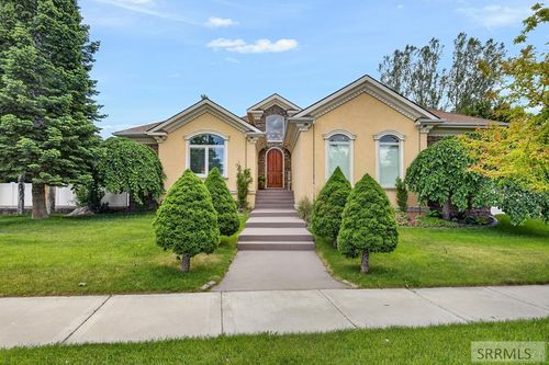 3770 Autumnwood Dr, Ammon, ID, 83406-8360 | Card Image