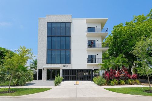 apt-303-1950 Fletcher St, Hollywood, FL, 33020-6381 | Card Image
