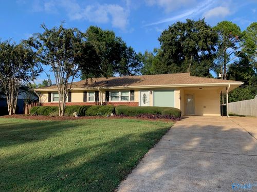 2120 Windover Dr Ne, Huntsville, AL, 35811-2016 | Card Image