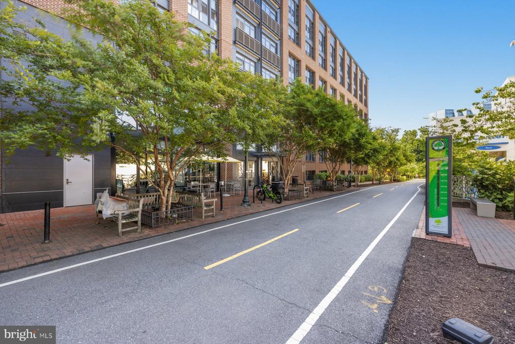 Residential in CHEVY CHASE 4
