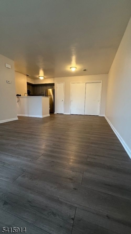 69 Mayfield Rd, Bedminster, NJ, 07921-1414 | Card Image