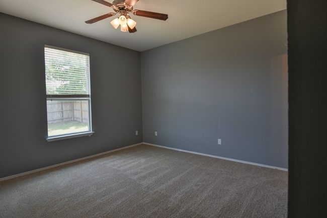 564 Moonwalker Trl, House other with 3 bedrooms, 2 bathrooms and 2 parking in Buda TX | Image 26