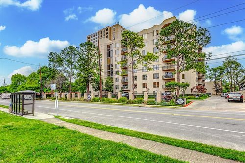 unit-704-661 Bering Dr, Houston, TX, 77057-2139 | Card Image