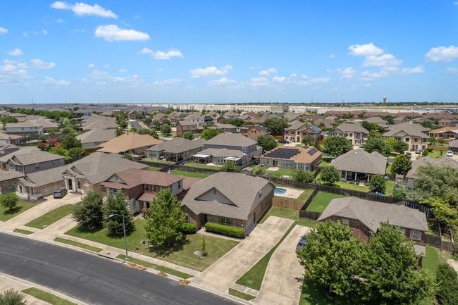 1012 Autumn Sage Way, House other with 4 bedrooms, 3 bathrooms and 4 parking in Pflugerville TX | Image 28