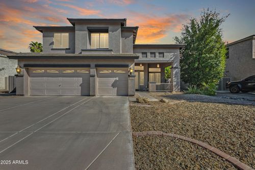 833 E Aquarius Pl, Chandler, AZ, 85249-3622 | Card Image