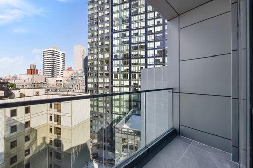 ph-a-42-62 Hunter St, Long Island City, NY, 11101-6623 | Card Image