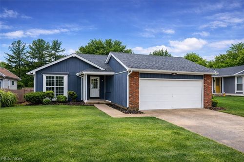 1068 Terrace Ct, Zanesville, OH, 43701-1558 | Card Image