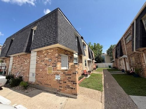 d-4216 Eporia St, Metairie, LA, 70001-6509 | Card Image