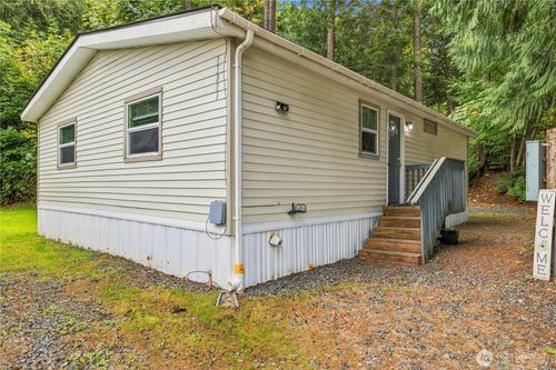 13001 E Loop View Dr, Granite Falls, WA, 98252-9535 | Card Image