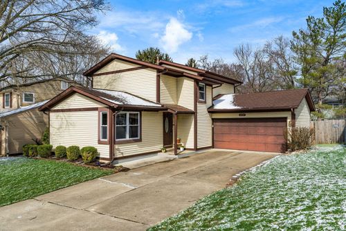 3559 Countryview Dr, Canal Winchester, OH, 43110-9786 | Card Image