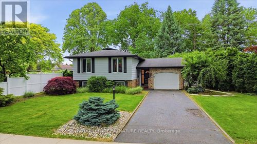 6011 Theresa St, Niagara Falls, ON, L2J2A4 | Card Image
