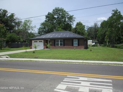 27550 W First Avenue, House other with 3 bedrooms, 2 bathrooms and null parking in Hilliard FL | Image 2