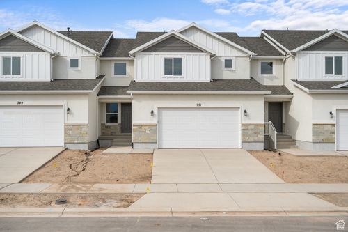 951 N 215 W, Santaquin, UT, 84655-5303 | Card Image