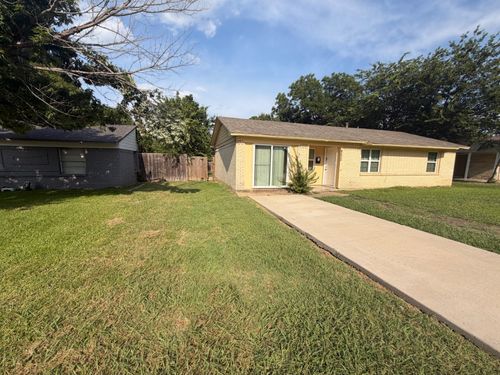4232 Scottsdale Dr, Mesquite, TX, 75150-1620 | Card Image