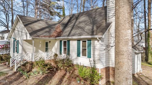 1900 Cedar Ct, Clayton, NC, 27520-9164 | Card Image