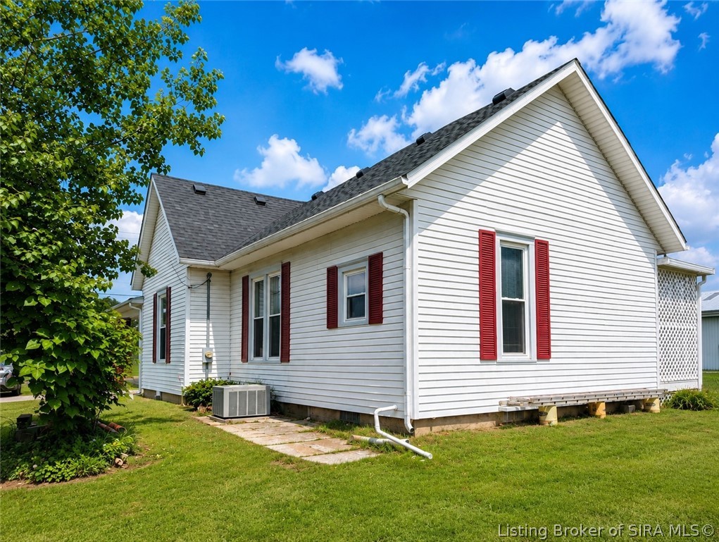 Residential in Scottsburg 2