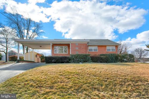 110 Wayne Dr, HARRISBURG, PA, 17112-2961 | Card Image