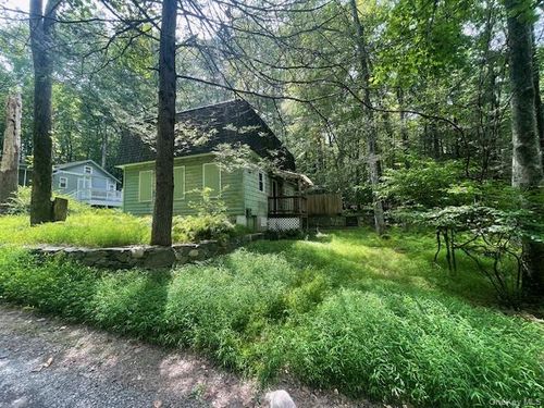 3 Birch St, Middletown, NY, 10940-7425 | Card Image