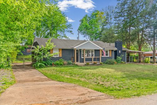 16 Donelson Dr, Clarksville, TN, 37042-3664 | Card Image
