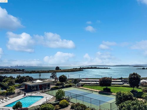 apt-524-555 Pierce St, Albany, CA, 94706-1012 | Card Image