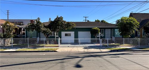 5606 Pine Ave, Maywood, CA, 90270-2827 | Card Image