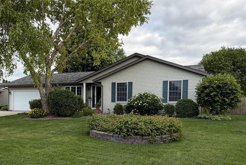 4242 Saratoga Drive, Janesville, WI, 53546 | Card Image
