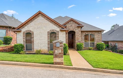 503 Castlemaine Cir, Longview, TX, 75605-3753 | Card Image