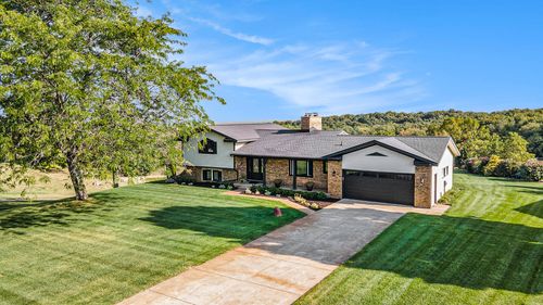 333 Sorrento Dr Se, Byron Center, MI, 49315-8775 | Card Image