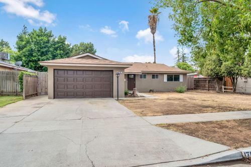 1719 E Los Altos Ave, Fresno, CA, 93710-4348 | Card Image