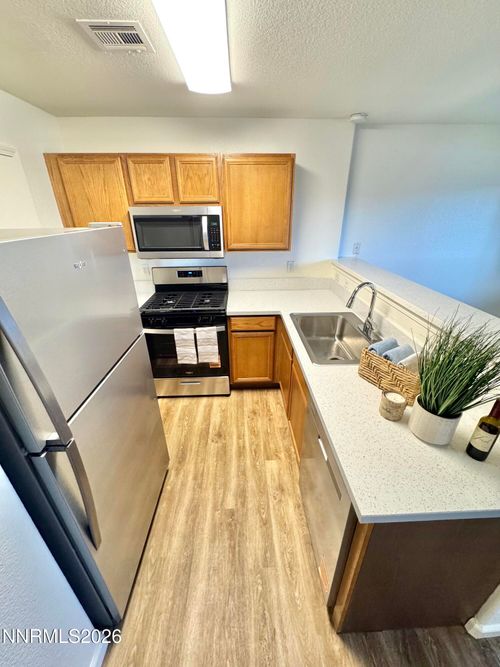 103-5730 Vista Palomar Way, Sparks, NV, 89436-5311 | Card Image