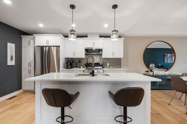 274 E Ridge Dr, House attached with 2 bedrooms, 3 bathrooms and 1 parking in Cornwall ON | Image 5