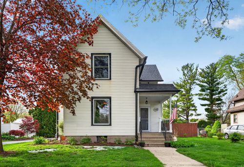525 W Hurlbut Ave, Belvidere, IL, 61008-3110 | Card Image