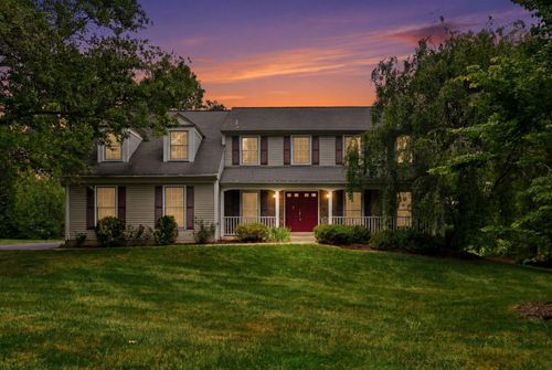 1032 Riva Ridge Dr, GREAT FALLS, VA, 22066-1620 | Card Image