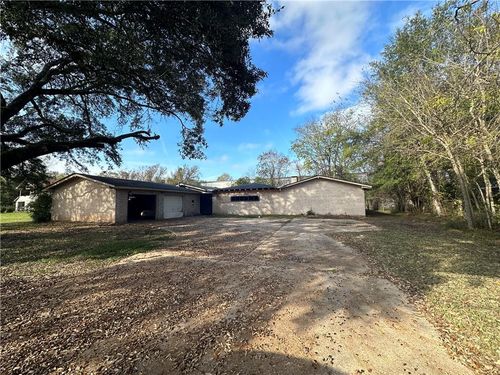 1302 Broadway Ave, Alexandria, LA, 71302-4821 | Card Image