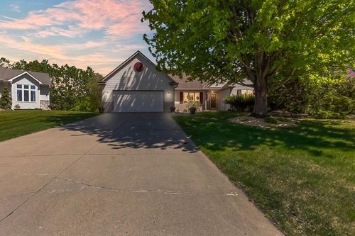 1451 Clippership Ct, Woodbury, MN, 55125-8564 | Card Image
