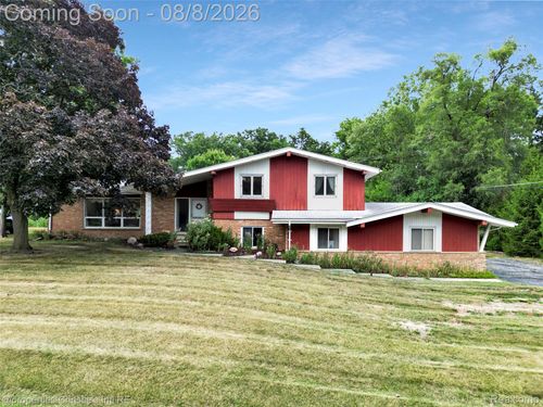1342 Lake Crescent Dr, Bloomfield Hills, MI, 48302-2746 | Card Image