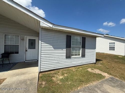 b-15123 Janus Road, Biloxi, MS, 39532 | Card Image